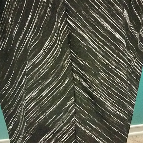 Stripe black top - Picture 3 of 4